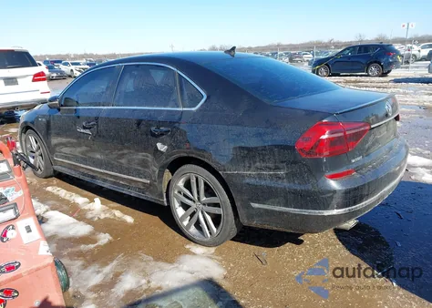 2017 Volkswagen Passat 1.8T R-Line из США, поврежденный, VIN 1VWDT7A33HC055267